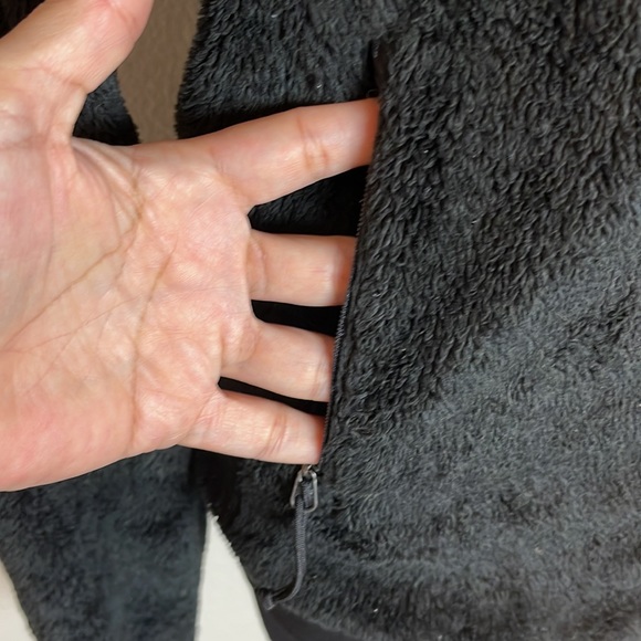 The NorthFace Sherpa zip up, Wm’s Sz XS, black - Picture 4 of 7